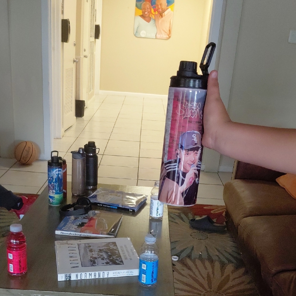 Stylish Black and Red Water Bottle